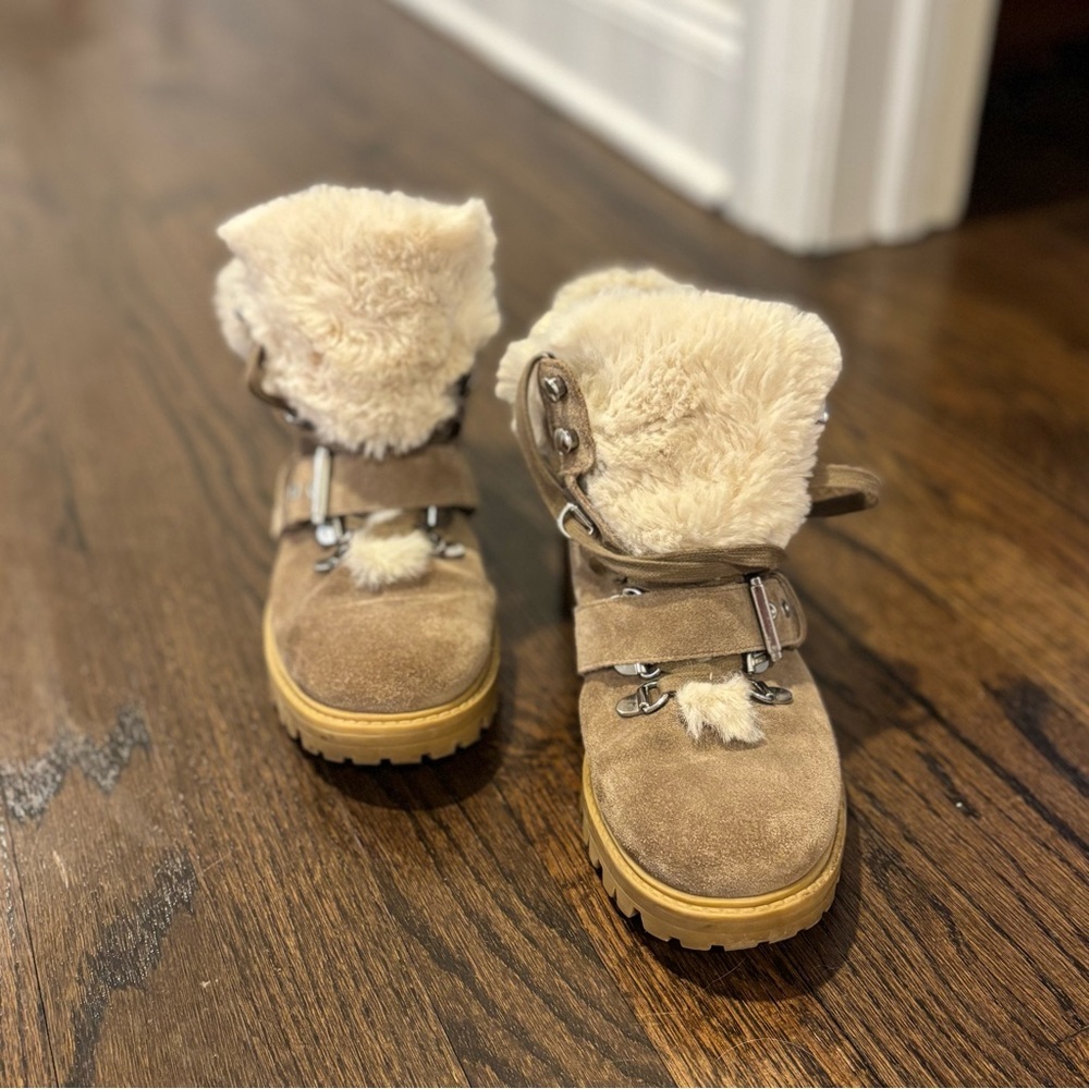 Kendall and Kylie furry beige booties size 8 - Picture 2 of 10